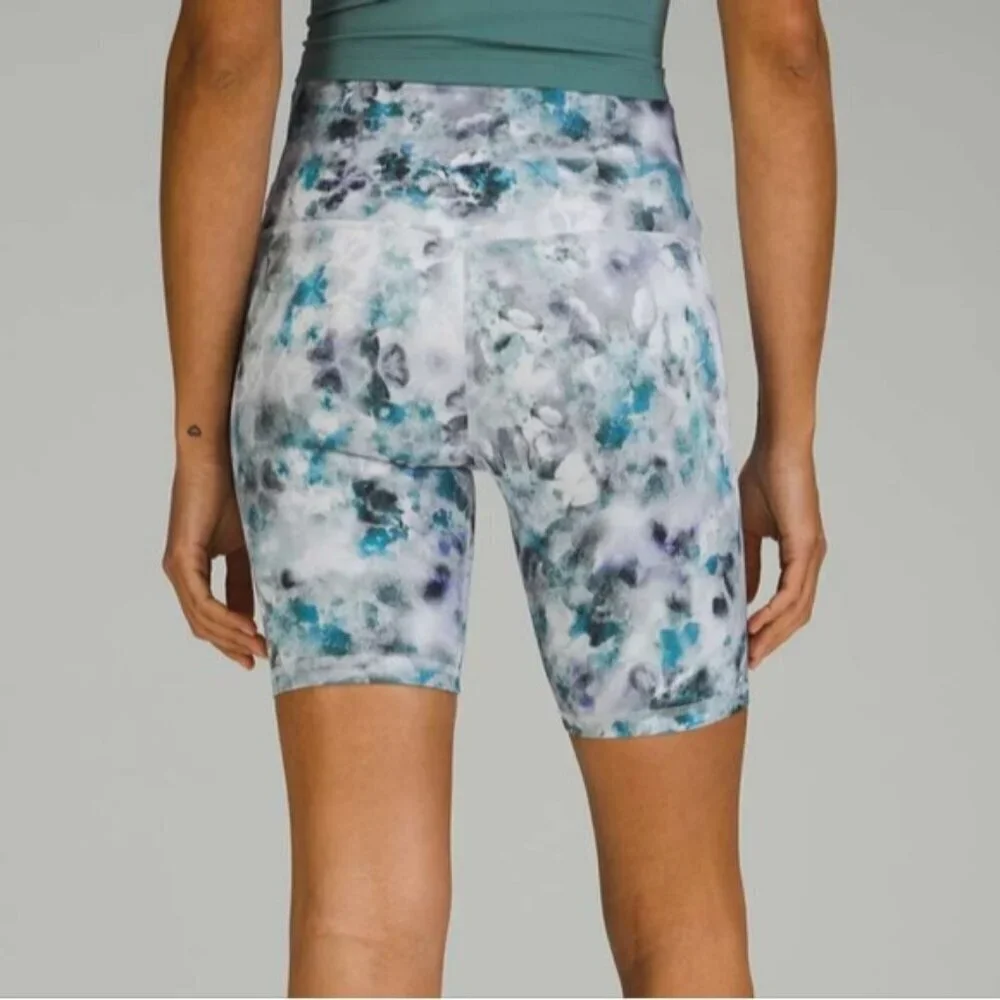 Lululemon 2021 Align Short 8" in Kaleidofloral Multi Colour Size 4 - Picture 7 of 12